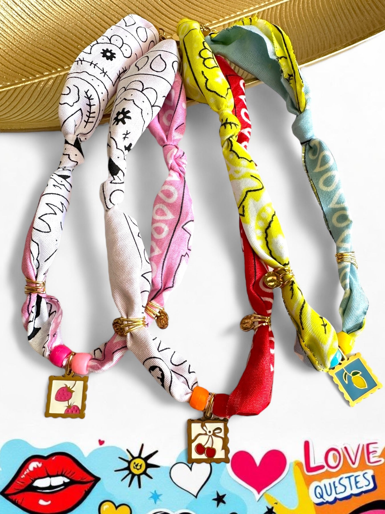 Dolce Vita Fruit Charms – Κολιέ με bandana & φρουτένιο charm