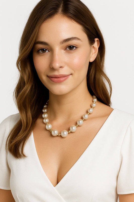 💎 Κολιέ Golden Pearl Glow – Χειροποίητο