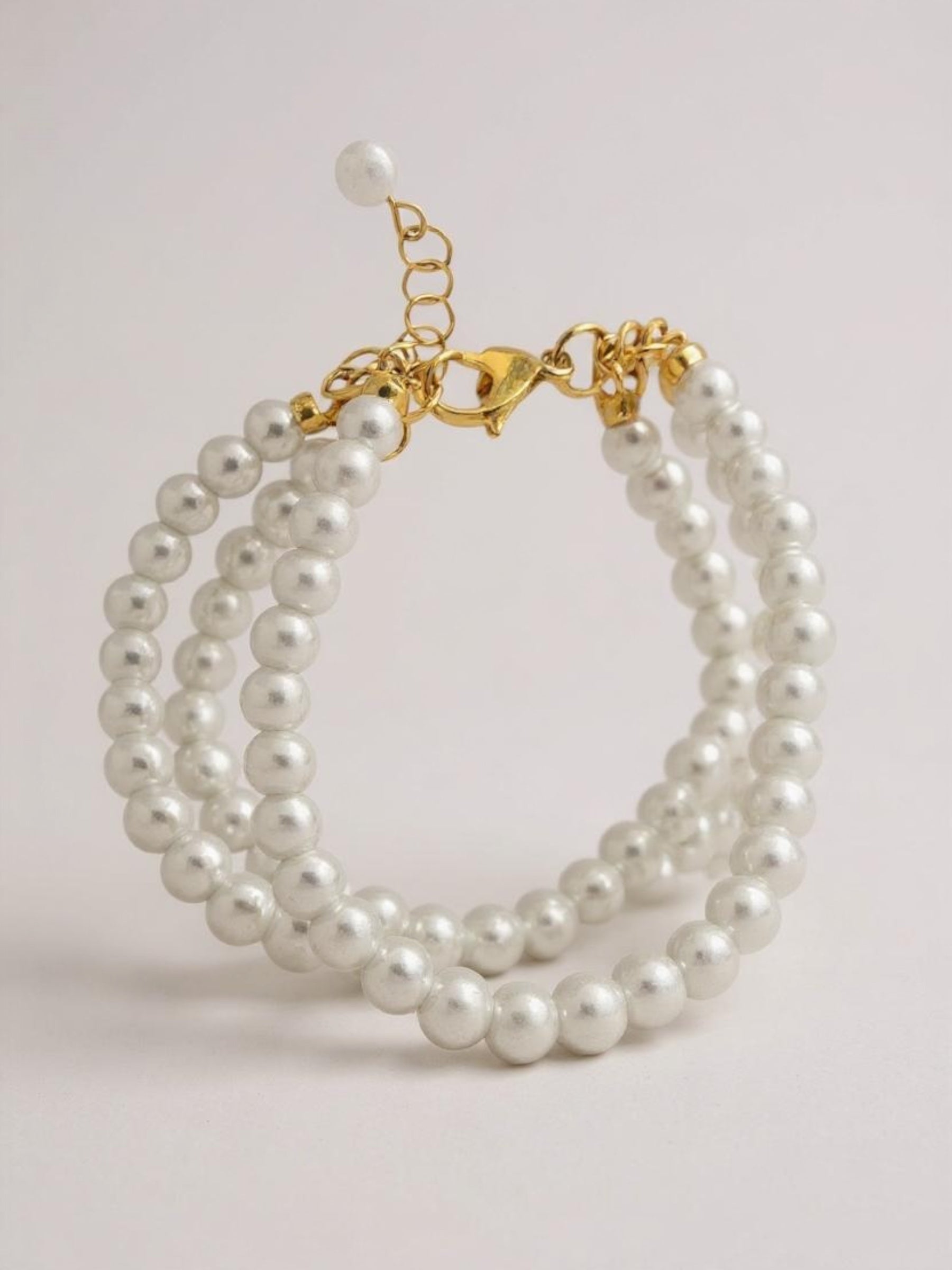 Βραχιόλι Pearl Muse – Τριπλή Σειρά από Πέρλες - So Cute by Dimi