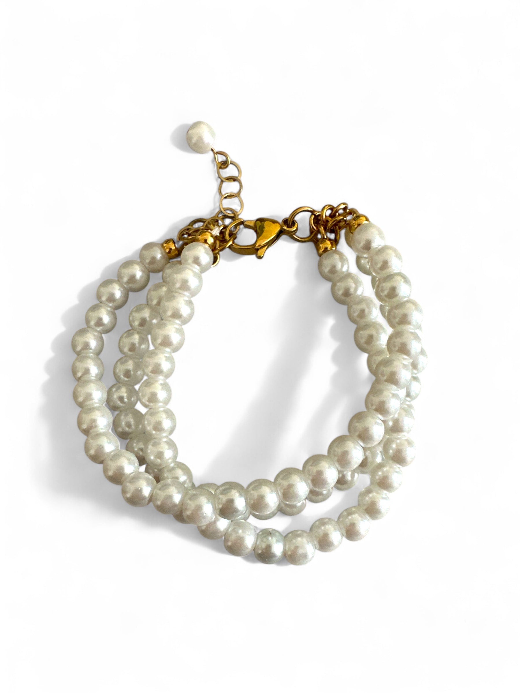 Βραχιόλι Pearl Muse – Τριπλή Σειρά από Πέρλες - So Cute by Dimi