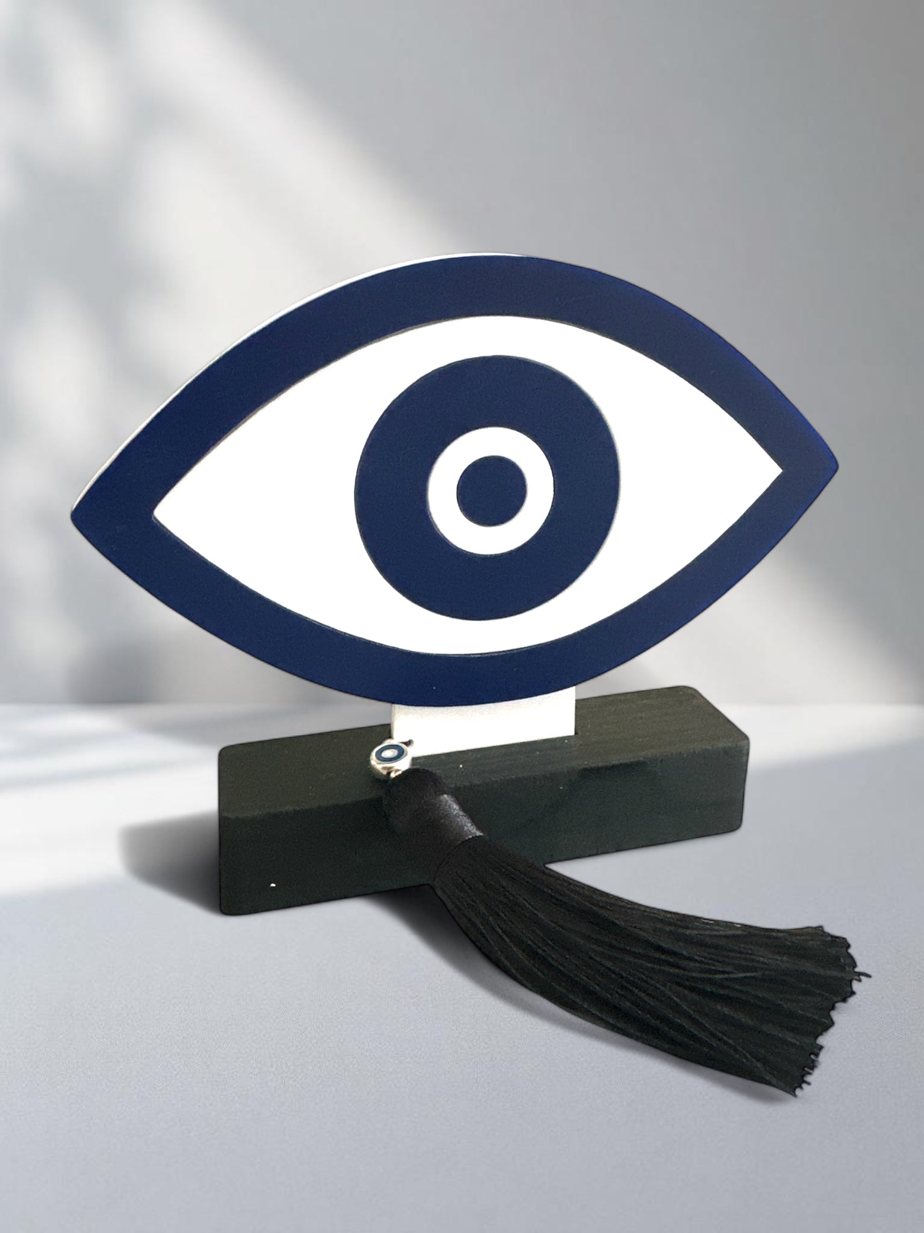 Επιτραπέζιο γούρι μάτι So Cute by Dimi για χονδρική με βάση και φούντα