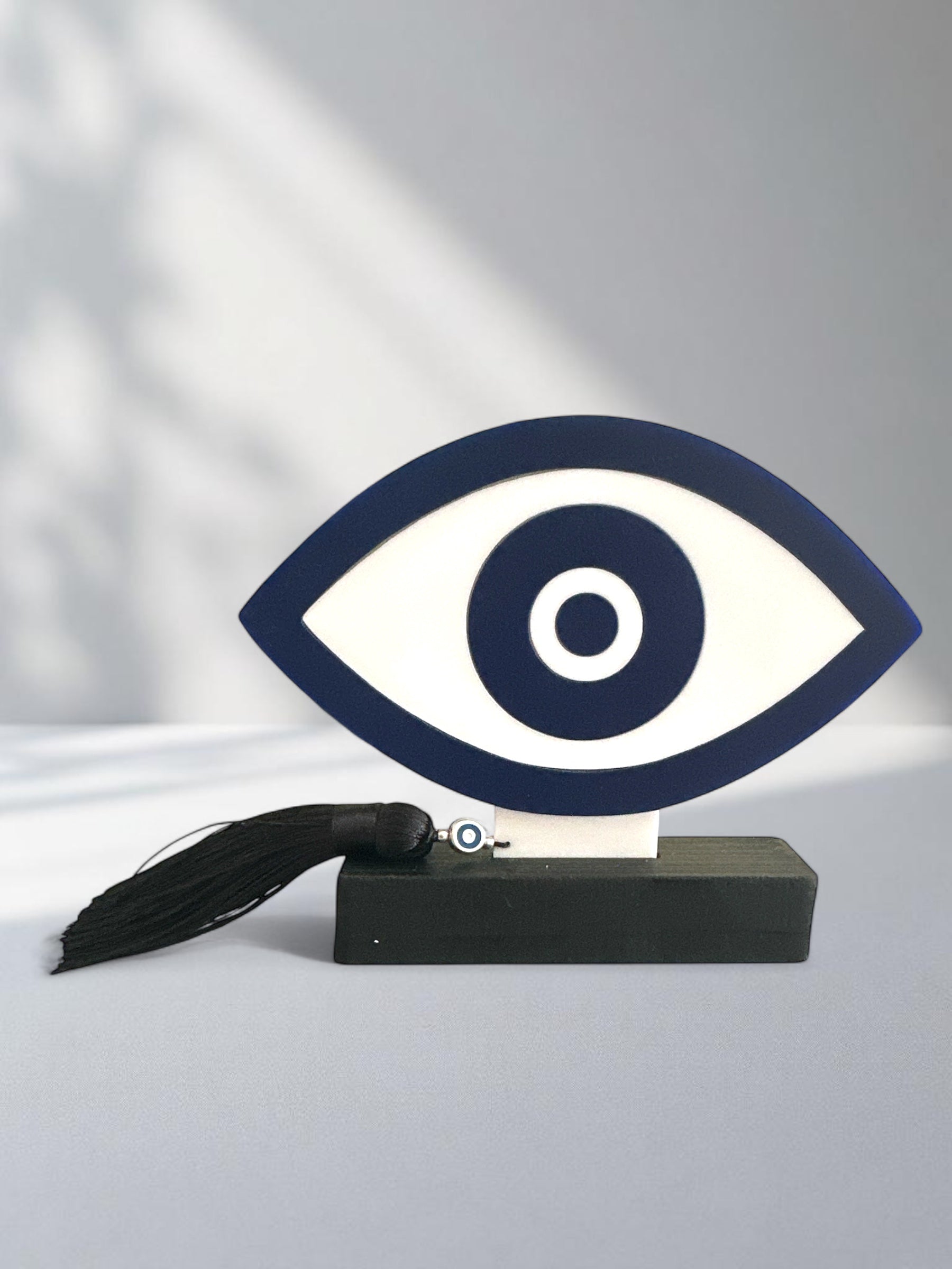 Επιτραπέζιο γούρι μάτι So Cute by Dimi για χονδρική με βάση και φούντα