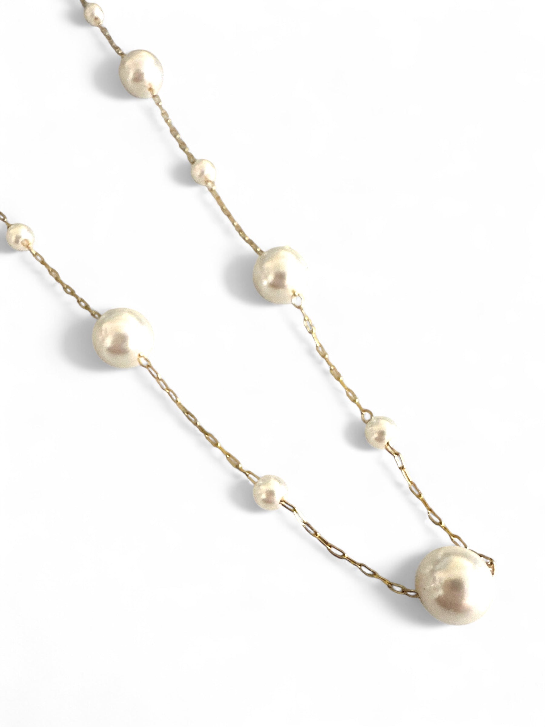 Ατσάλινο κολιέ με ανάγλυφες πέρλες και χρυσή λεπτή αλυσίδα – So Cute by Dimi