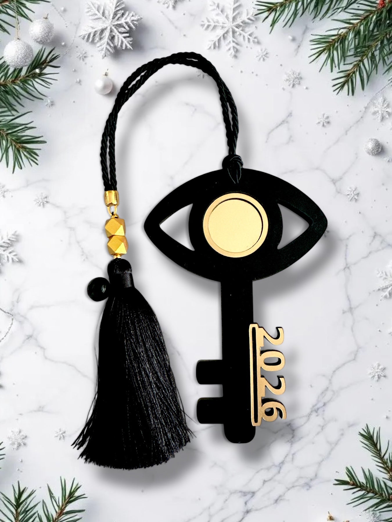 Χονδρικό γούρι 2026 Κλειδί με Μάτι Plexiglass ματ & χρυσός καθρέφτης με κορδόνι, χάντρες & φούντα – Symbolic Luxe από So Cute by Dimi