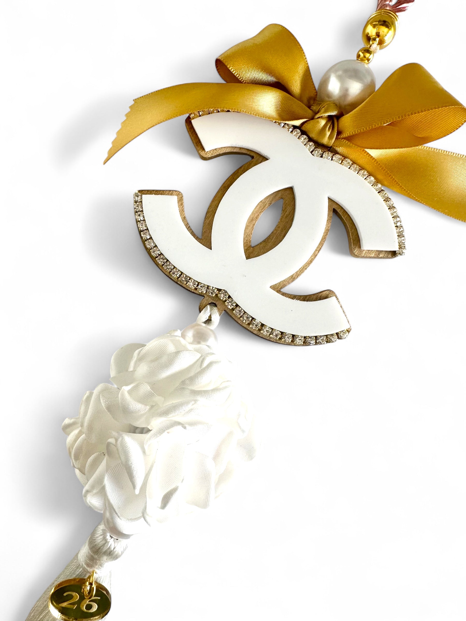 Γούρι 2026 Christmas Couture με φιόγκο, πέρλες, στρας, καμέλια & φούντα – Χονδρική So Cute by Dimi