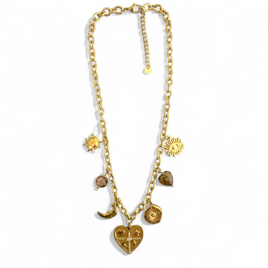 Χονδρική ατσάλινο κολιέ με charms και χάντρες μαύρο/καφέ – So Cute Wholesale