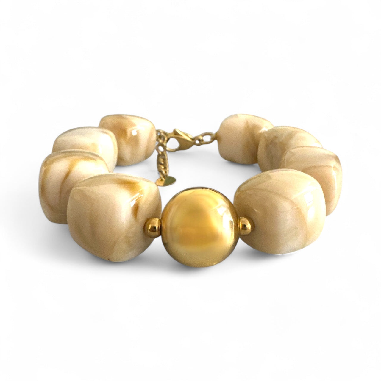 Ατσάλινο Βραχιόλι με τετραγωνισμένες μπεζ χάντρες & χρυσή λεπτομέρεια – Χονδρική So Cute by Dimi