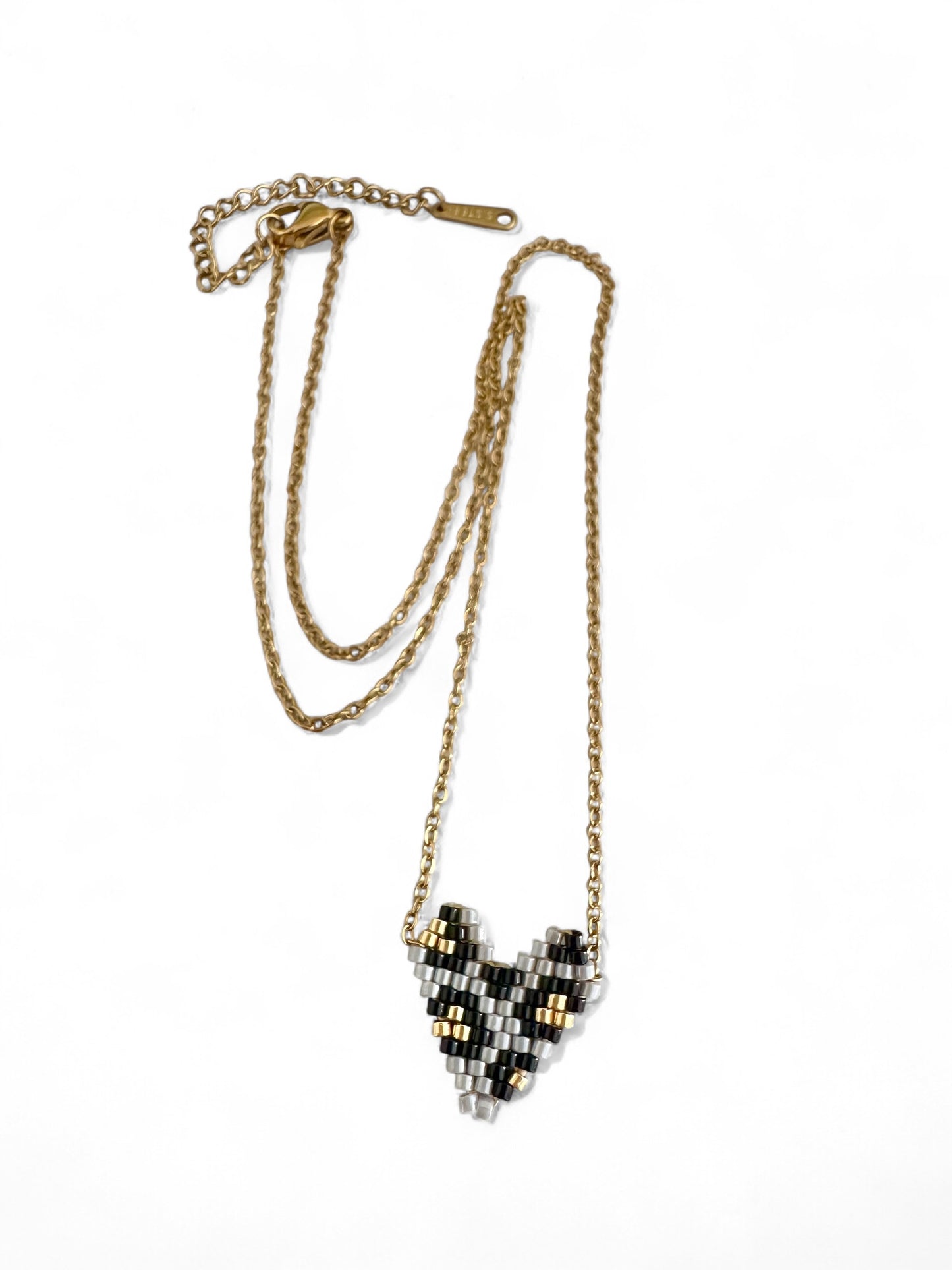 Wild Heart ατσάλινο κολιέ Miyuki καρδιά animal print zebra – Χονδρική So Cute by Dimi