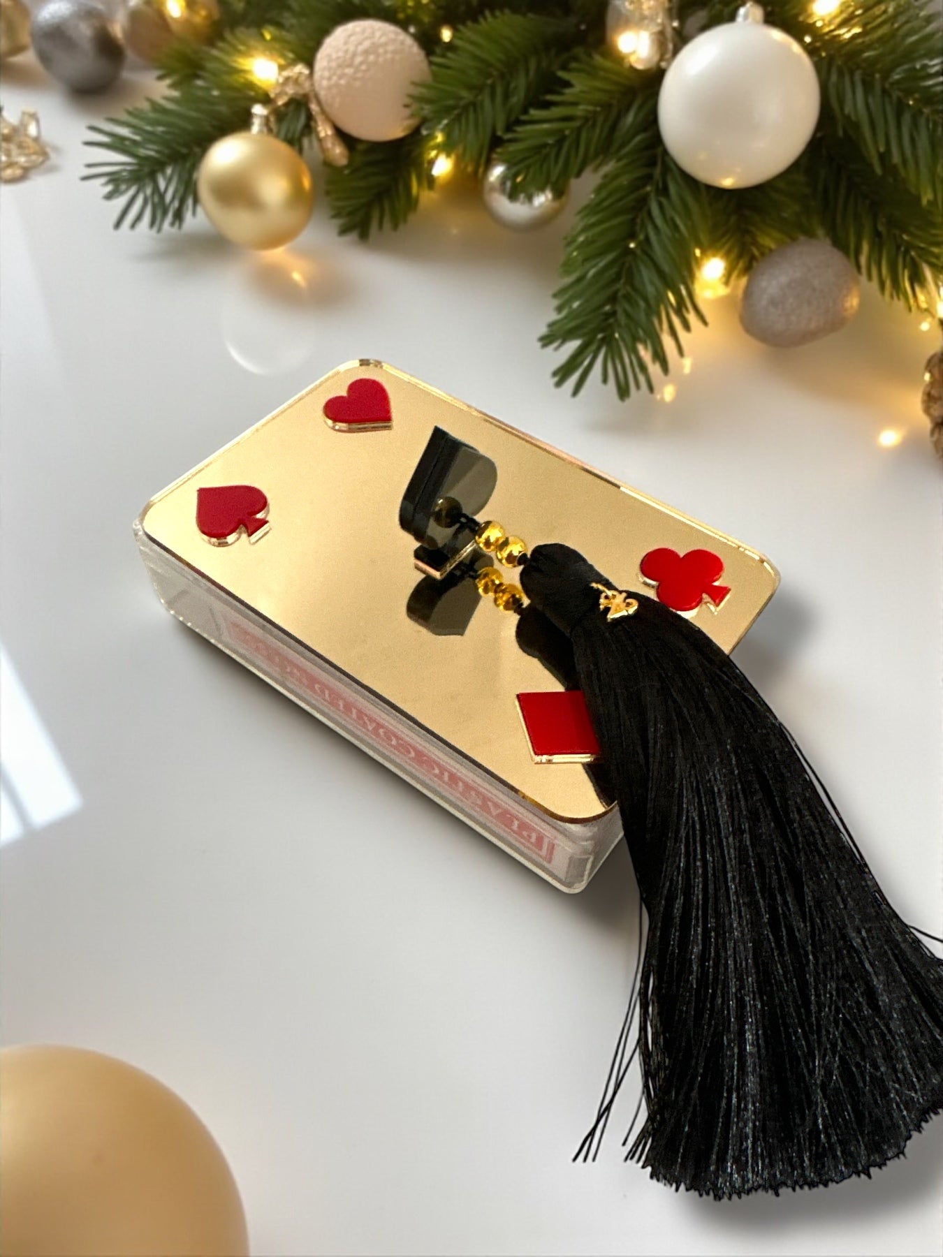 Επιτραπέζιο γούρι Τράπουλα plexiglass κουτί με καθρέφτη και φούντα – Χονδρική So Cute by Dimi