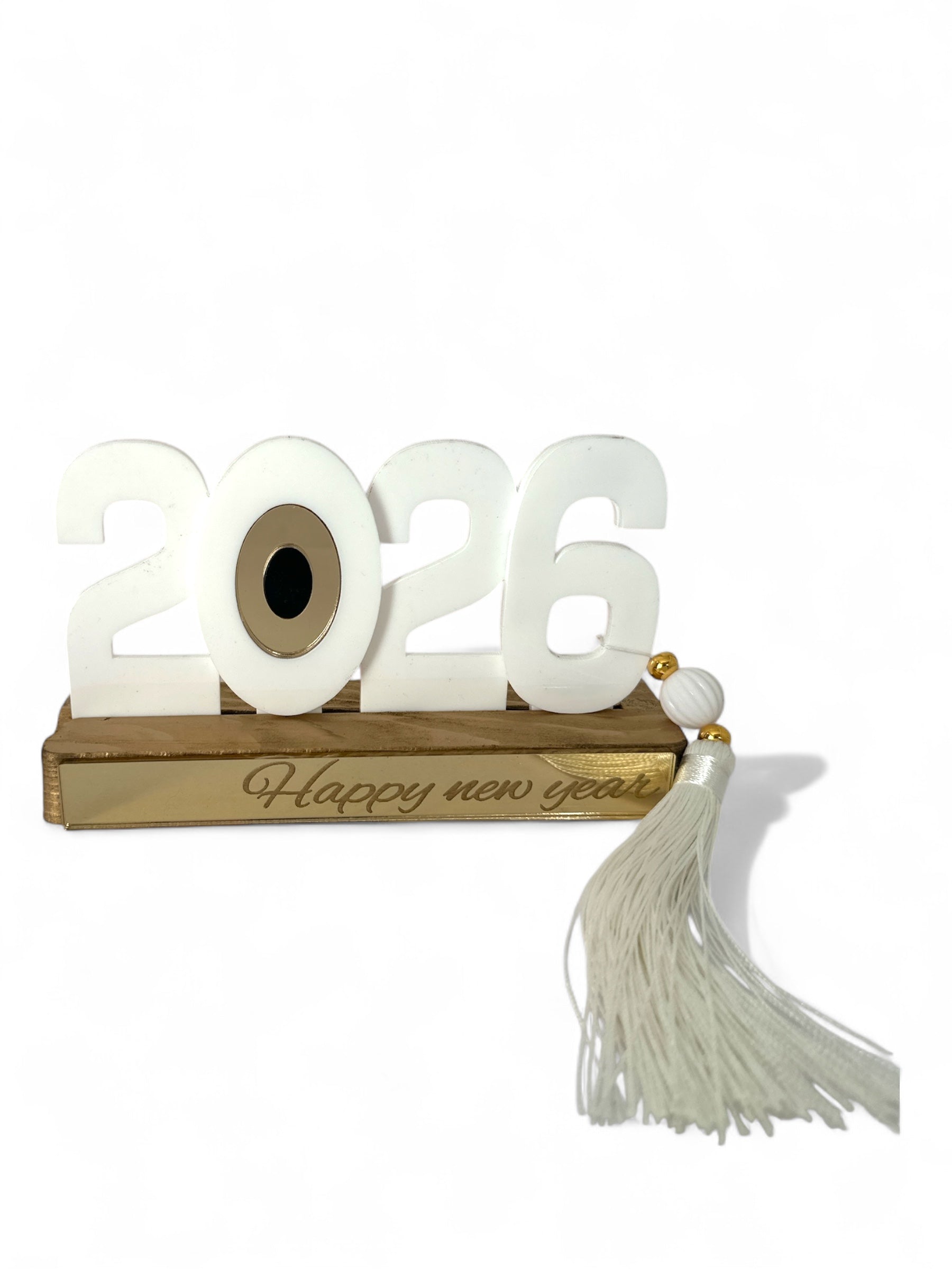 Γούρι 2026 επιτραπέζιο μάτι ξύλινη βάση με Happy New Year και φούντα – Χονδρική So Cute by Dimi