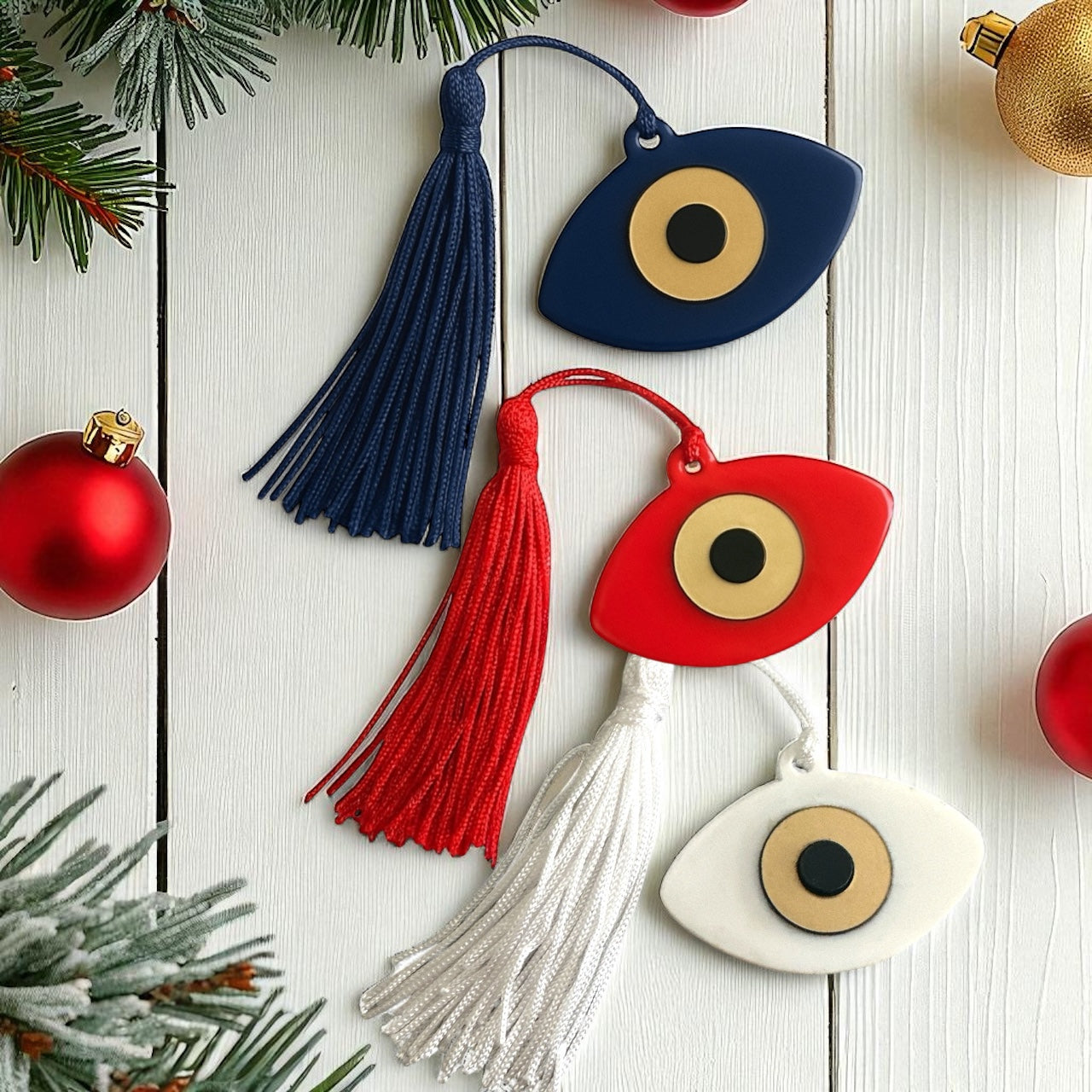 Χονδρική – Γούρι μάτι με φούντα σε κόκκινο, λευκό & μπλε – So Cute by Dimi