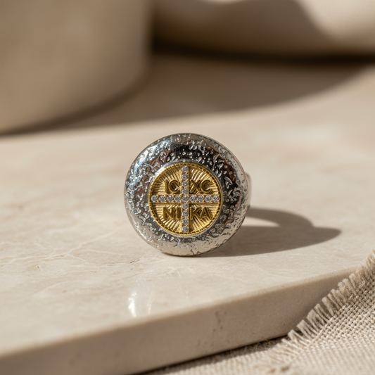 Divine Shine Ring – Ατσάλινο δίχρωμο δαχτυλίδι με κωνσταντινάτο και ζιργκόν- So Cute by Dimi Wholesale