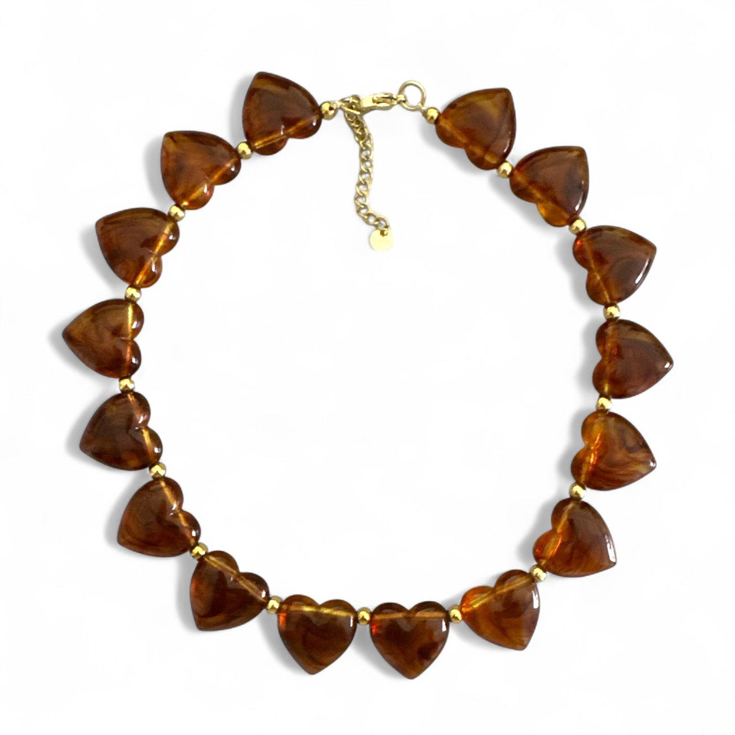 Marbella Heart Necklace – ατσάλινο κολιέ με καρδιές ρητίνης σε φθινοπωρινές αποχρώσεις, διαθέσιμο για χονδρική στο So Cute by Dimi