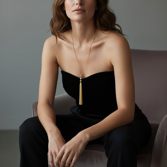 Statement ατσάλινο κολιέ με χρυσή αλυσίδα και φούντα από λεπτές αλυσίδες – So Cute by Dimi Wholesale