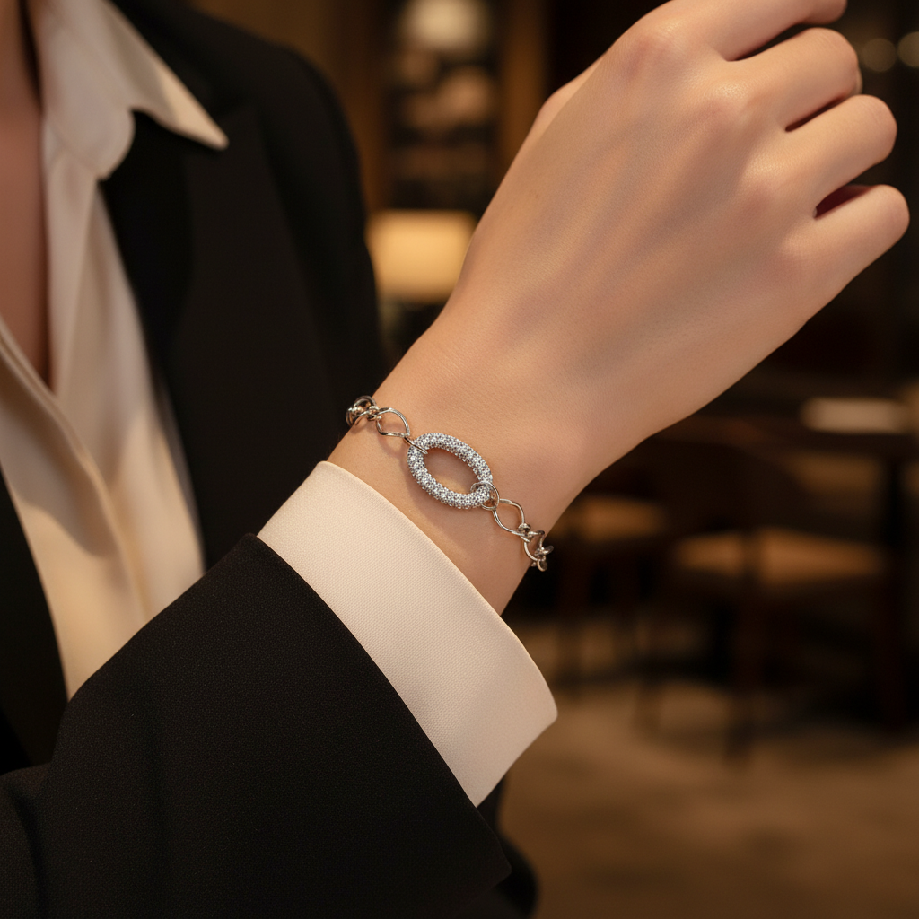 ⚡🚚Βραχιόλι “Luxe Oval Shine” – Ατσάλι με στρας