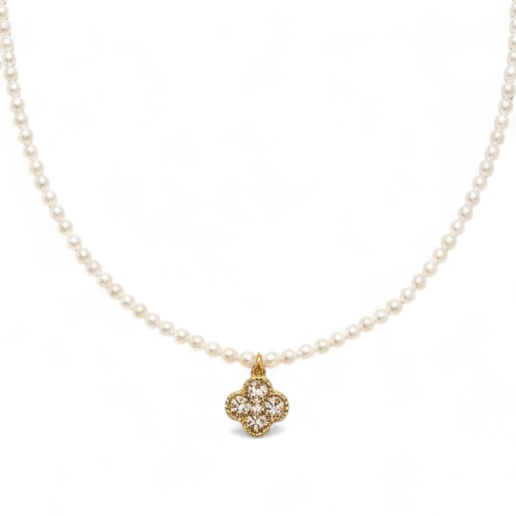 ⚡🚚 Clover Glow Necklace