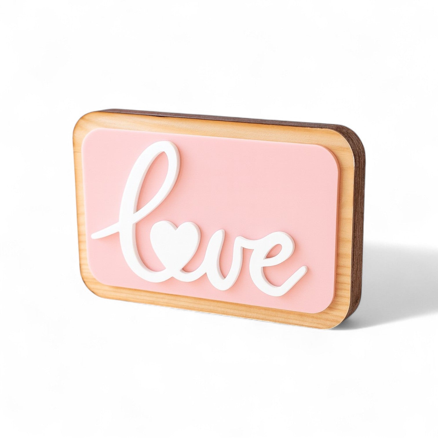 Επιτραπέζιο χειροποίητο γούρι LOVE με ξύλινη πλάτη και plexiglass baby pink/λευκό – Χονδρική So Cute by Dimi