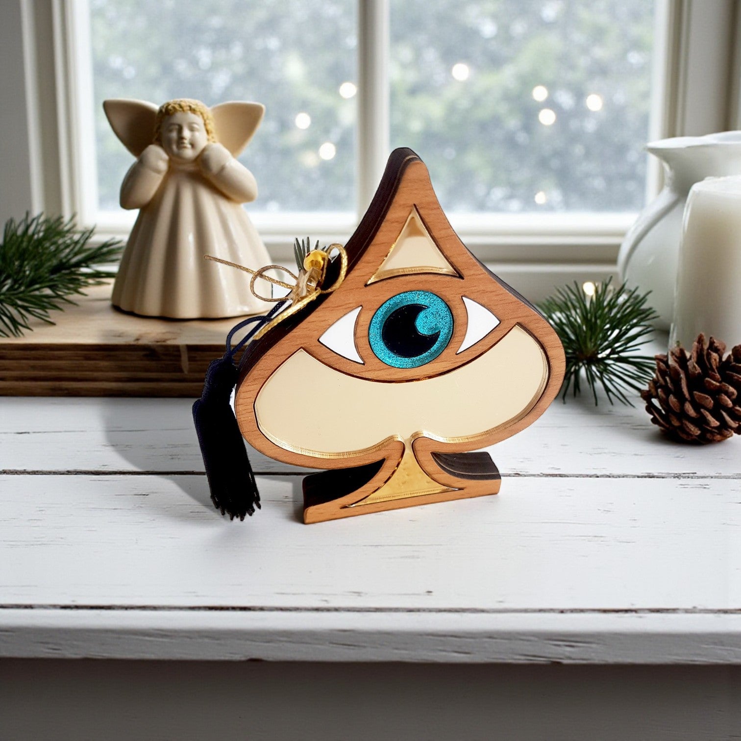 Επιτραπέζιο γούρι μπαστούνι τράπουλας με μάτι και φούντα – Χονδρική So Cute by Dimi