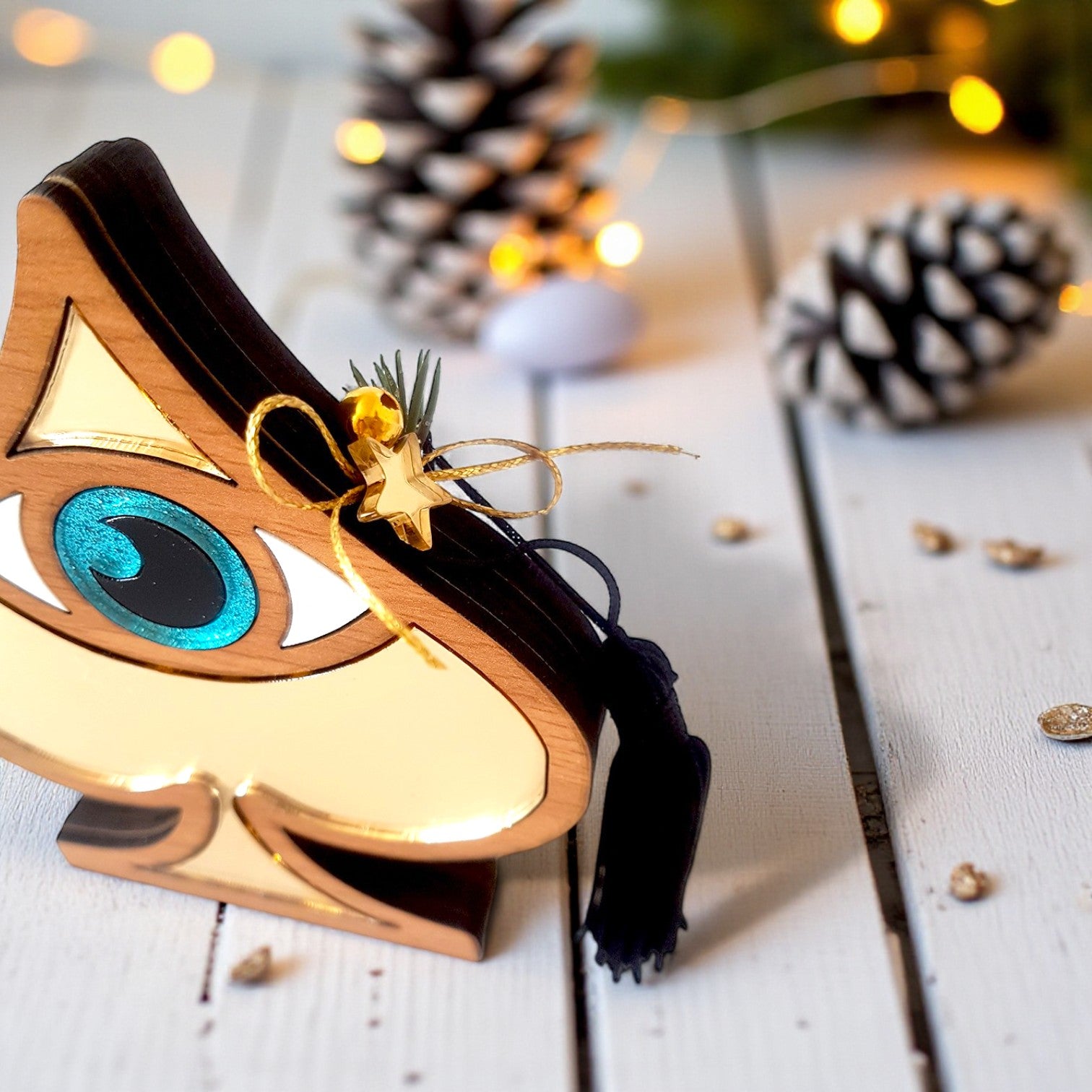 Επιτραπέζιο γούρι μπαστούνι τράπουλας με μάτι και φούντα – Χονδρική So Cute by Dimi