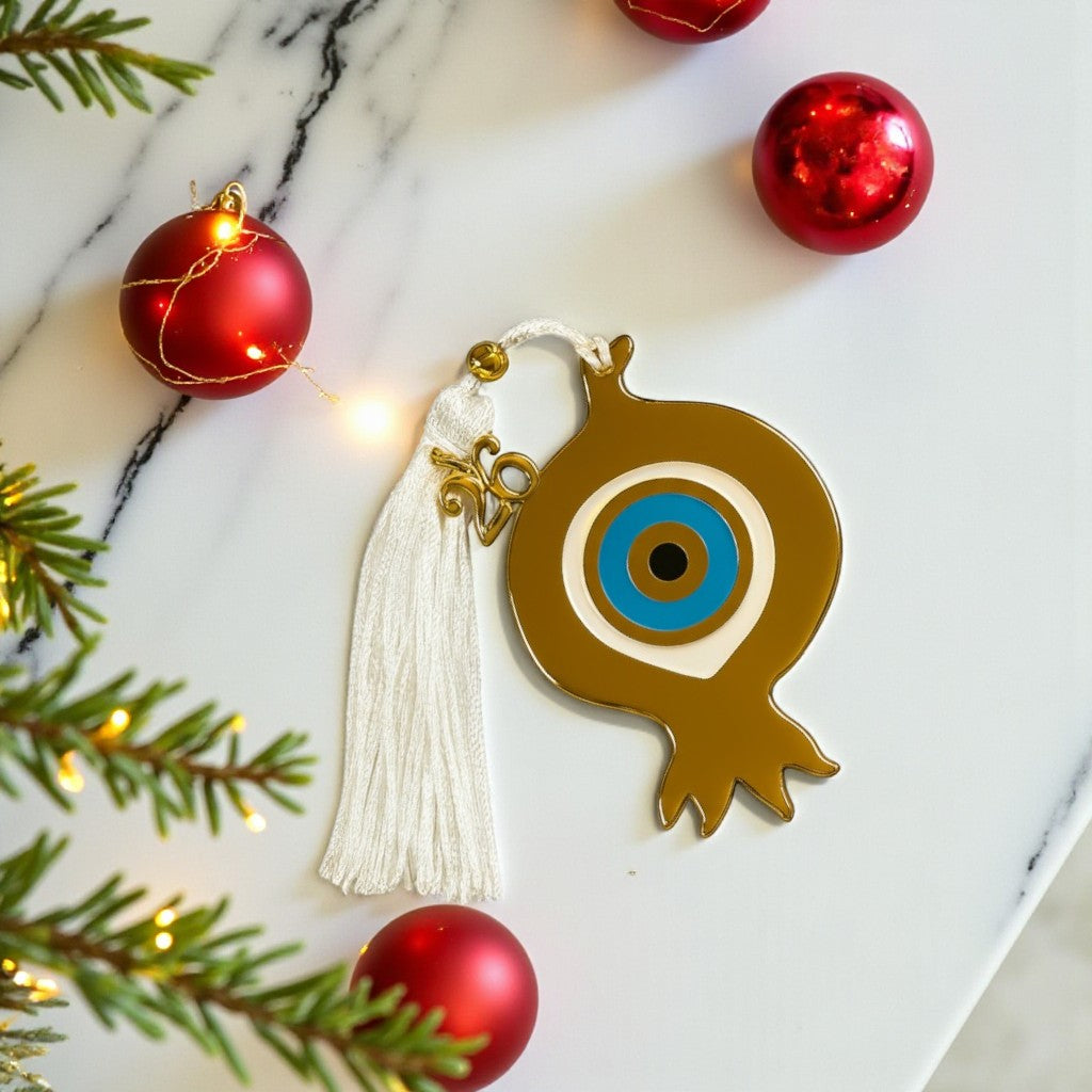 Χονδρική So Cute by DImi, γούρι ρόδι με μάτι, φούντα και charm