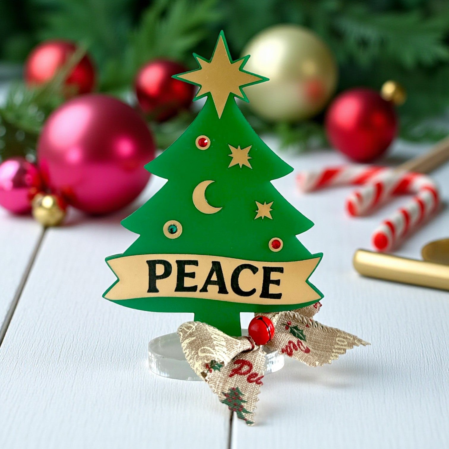 Χειροποίητο γούρι Christmas Pop Peace Tree από plexiglass με banner PEACE – Χονδρική So Cute by Dimi