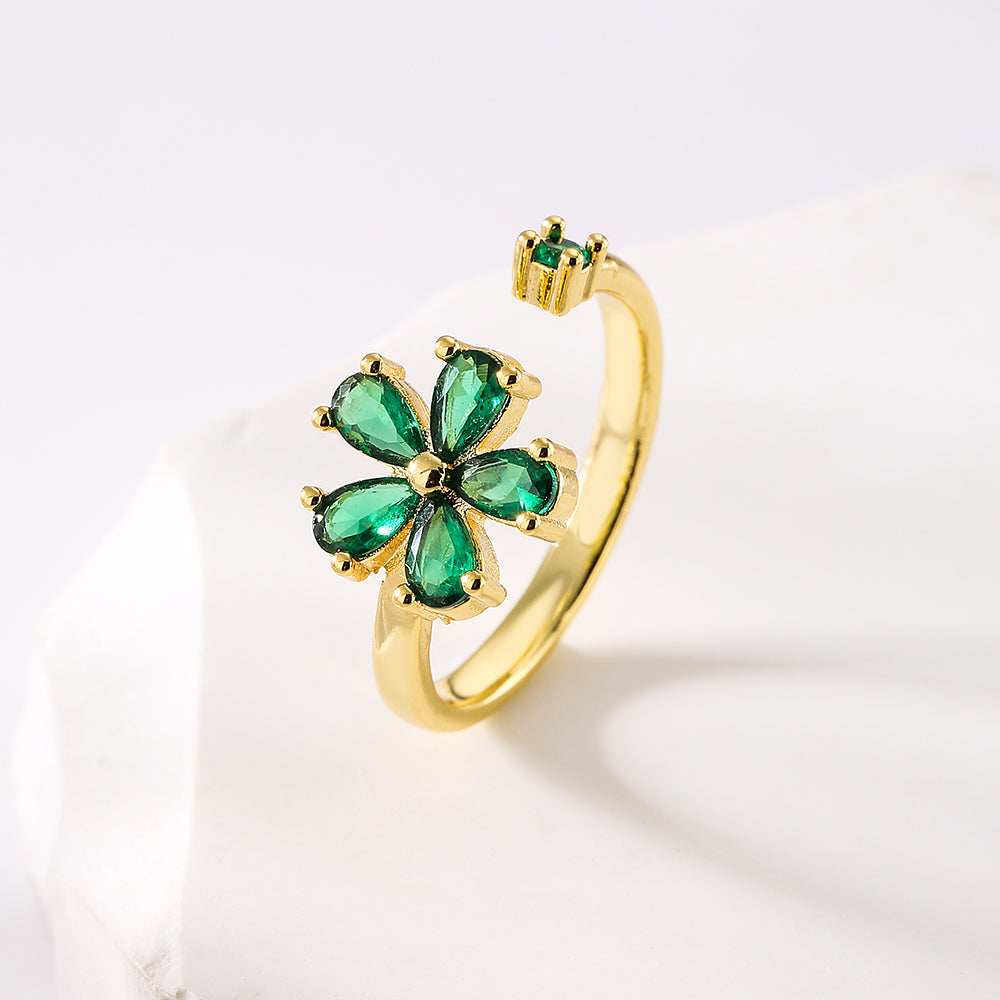Flower zircon ring
