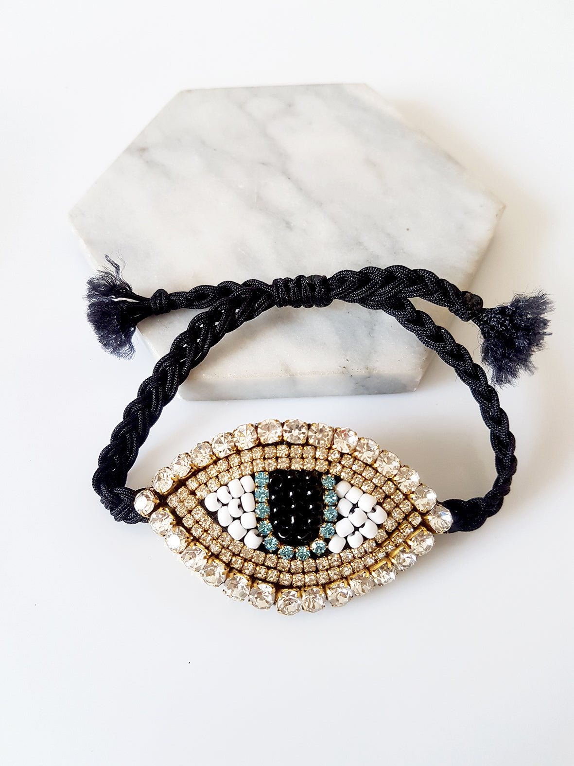 Χειροποίητο βραχιόλι με μεγάλο μοτίφ ματιού με στρας κεντημένο στο χέρι – Shiny Eye Large – So Cute by Dimi