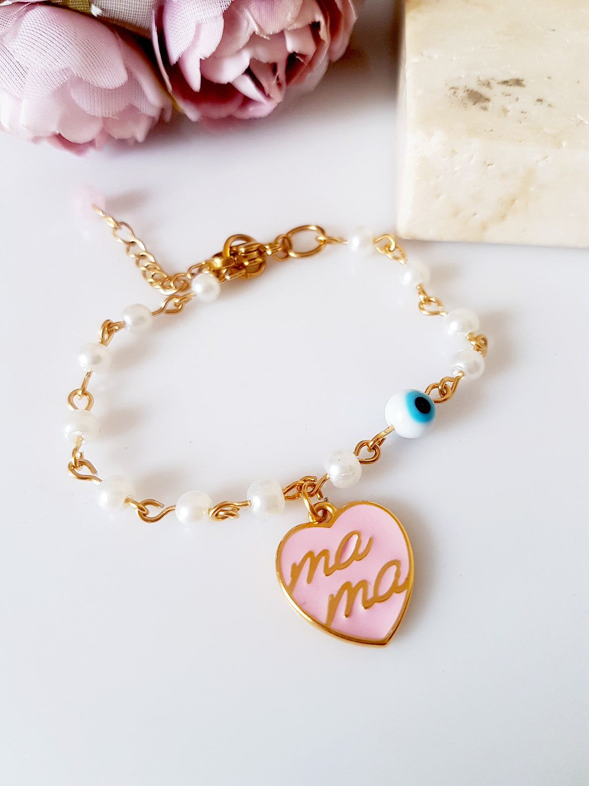 Χειροποίητο βραχιόλι ροζάριο με πέρλες και καρδιά Mama από σμάλτο – So Cute by Dimi