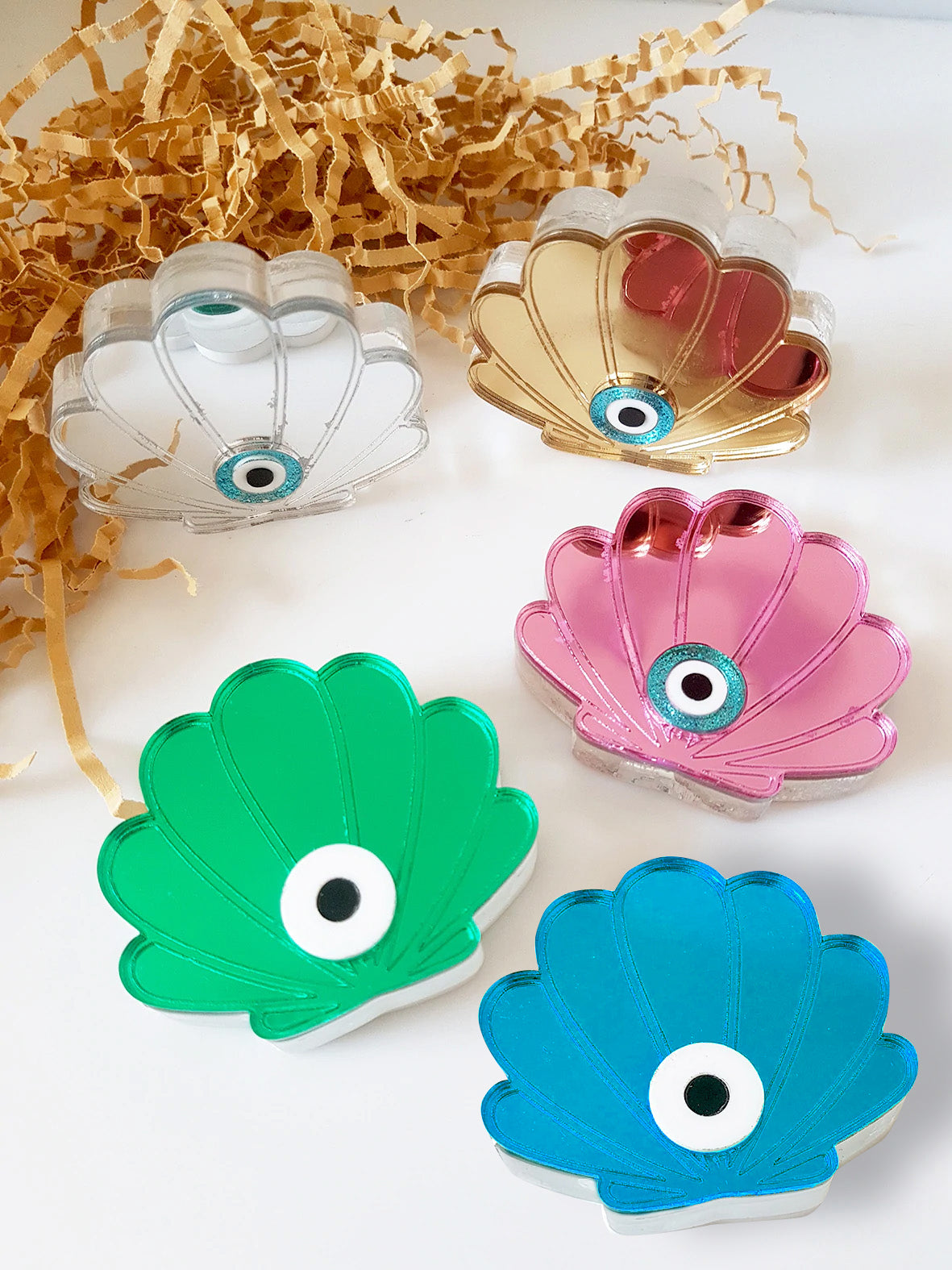 Shell shaped, small size, table charm with evil eye - SoCuteb2b