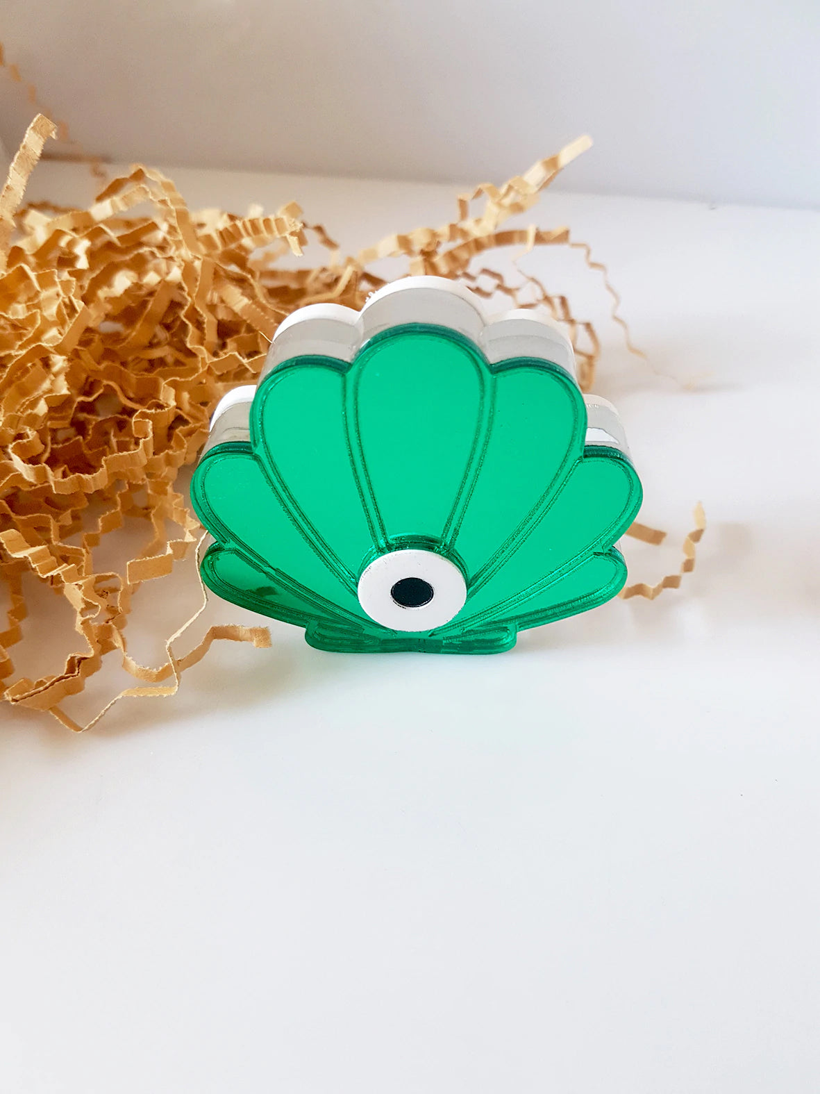 Shell shaped, small size, table charm with evil eye - SoCuteb2b