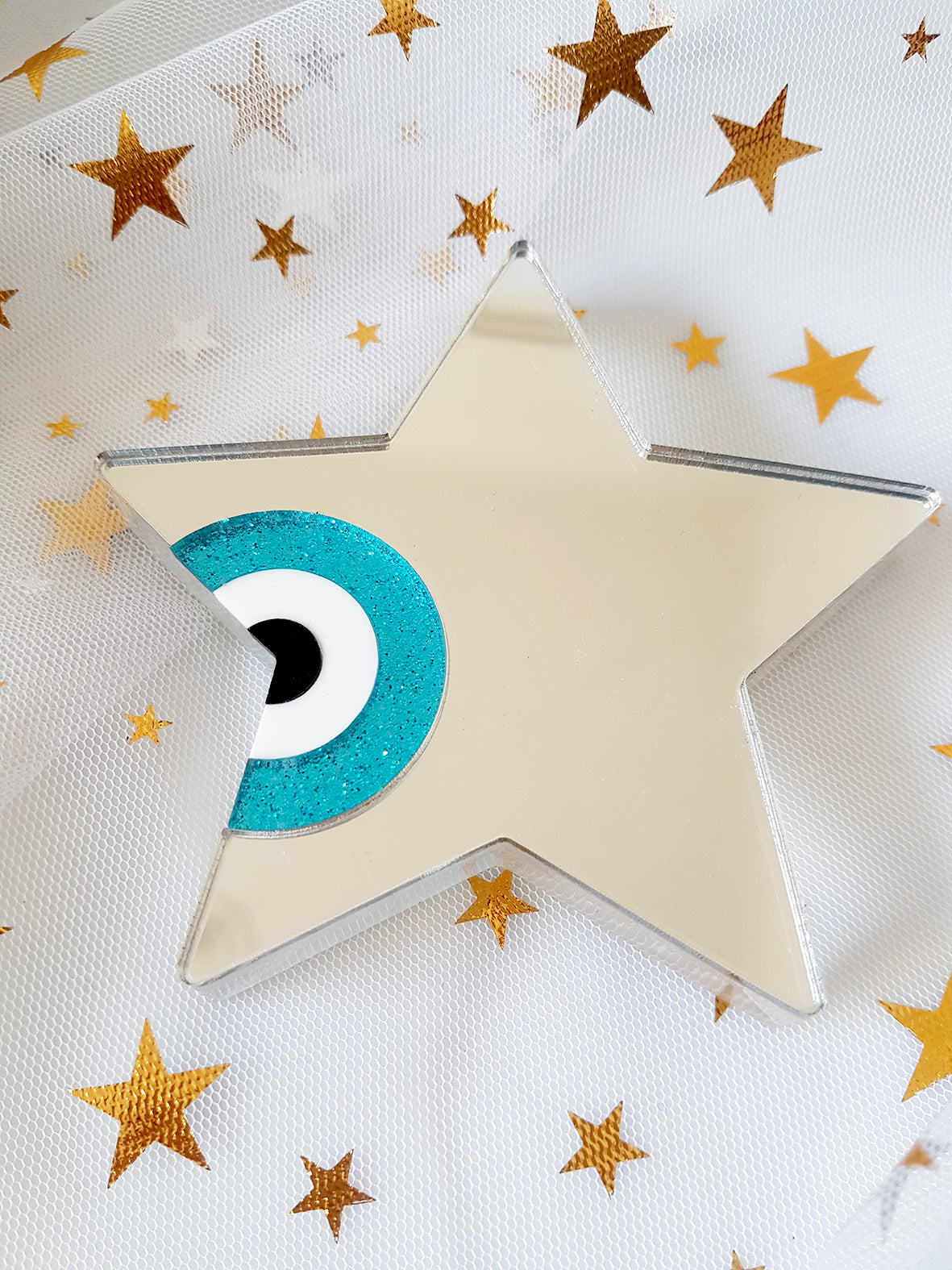 Star shaped table charm with evil eye of plexiglass mirror - SoCuteb2b