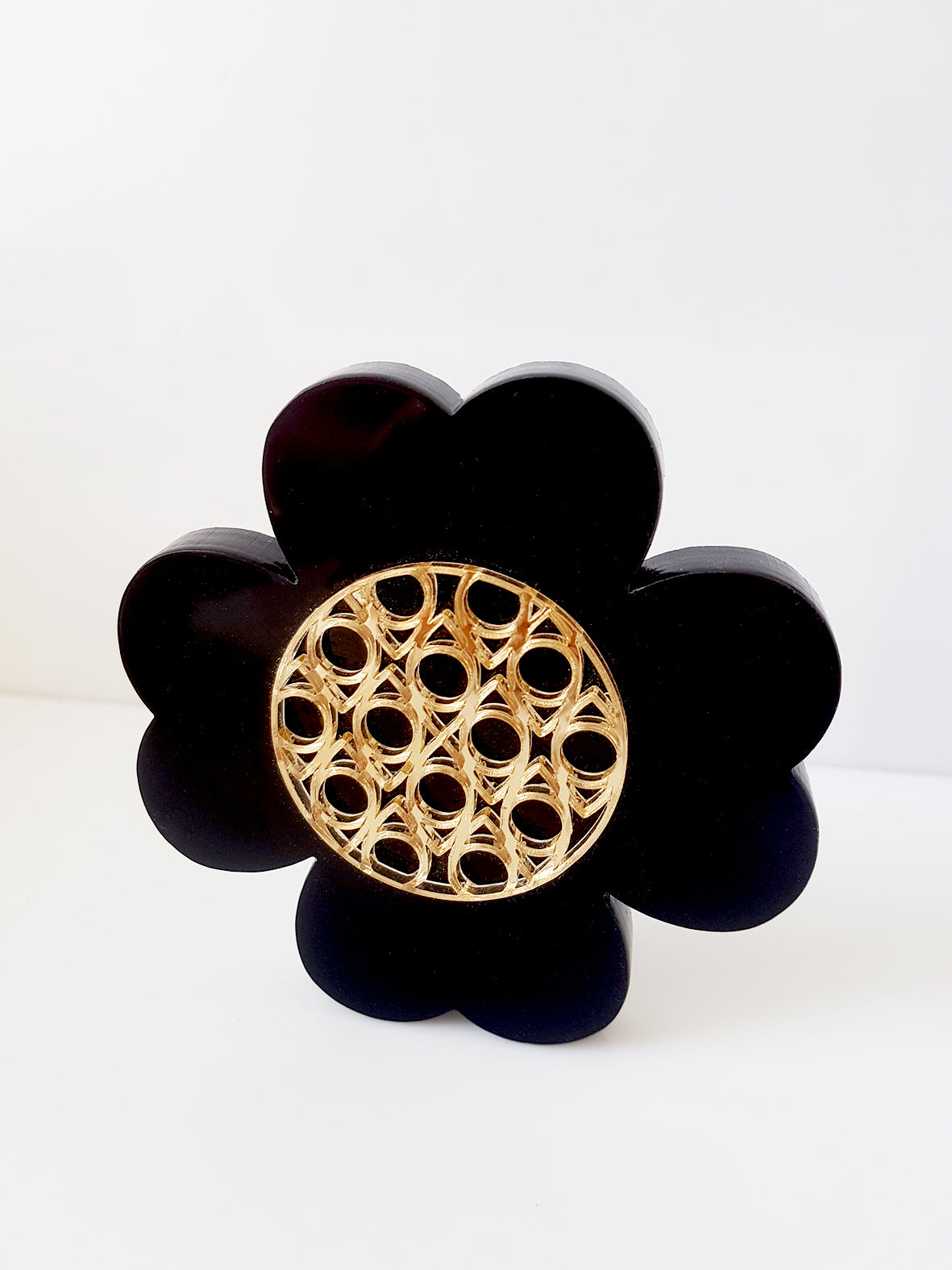 Four-leaf Clover table charm with patten of evil eyes contours - SoCuteb2b