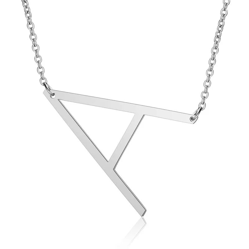 Shiny pendant with Monogram, pack of 1 piece