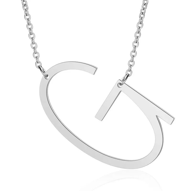 Shiny pendant with Monogram, pack of 1 piece
