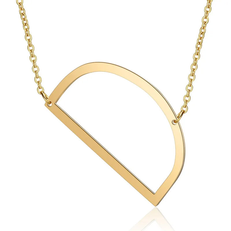 Shiny pendant with Monogram, pack of 1 piece