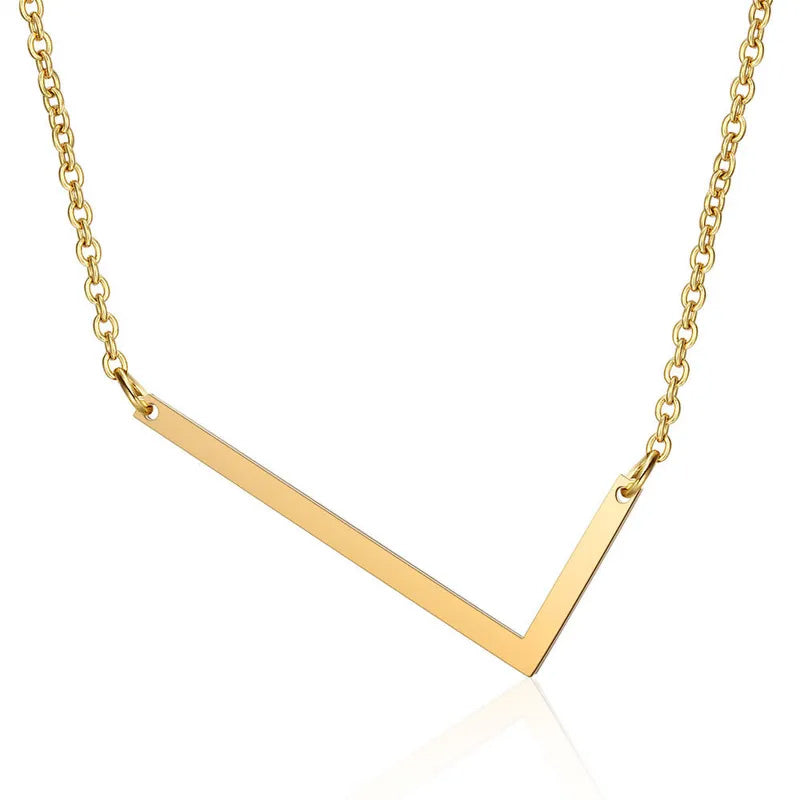 Shiny pendant with Monogram, pack of 1 piece