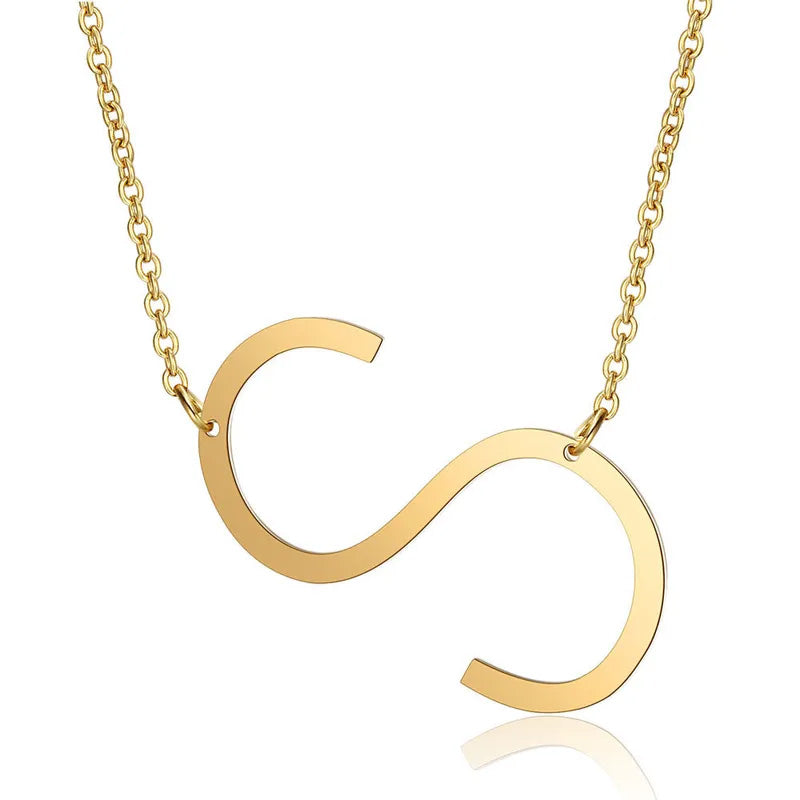 Shiny pendant with Monogram, pack of 1 piece