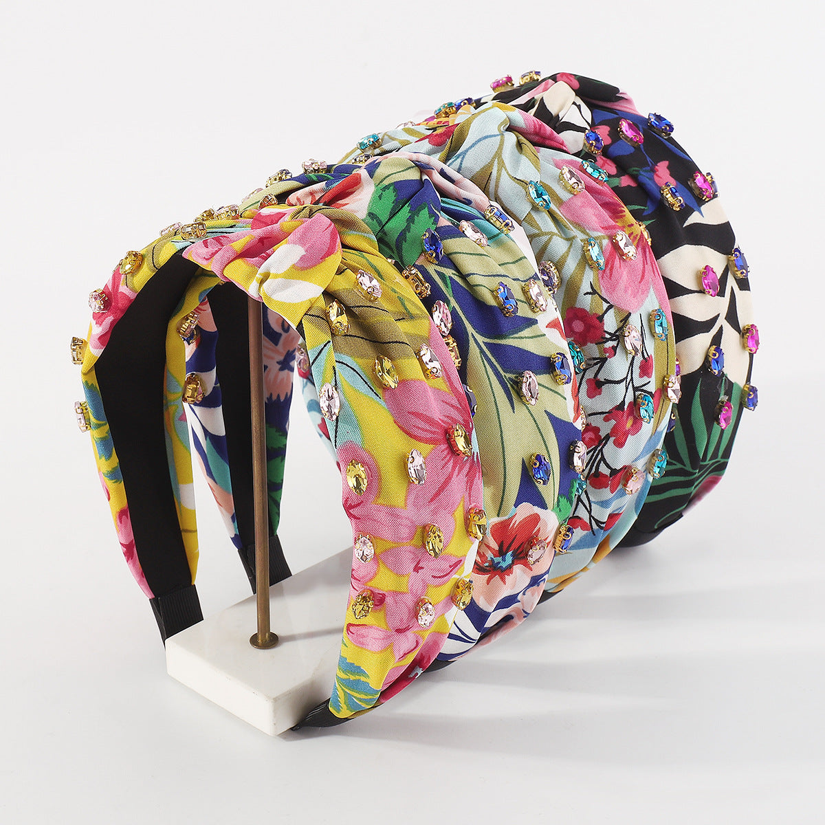 HAIR ACCESSORIES