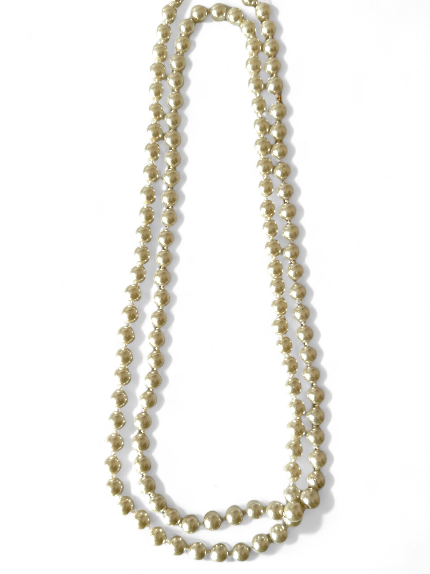 LONG PEARL NECKLACE