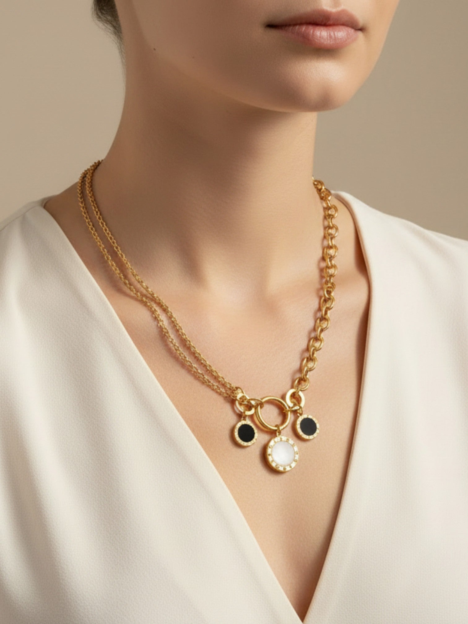 Numeral Layer Necklace ατσάλινο κολιέ με φίλντισι και χάραξη λατινικών αριθμών σε χρυσό και ασημί – So Cute by Dimi