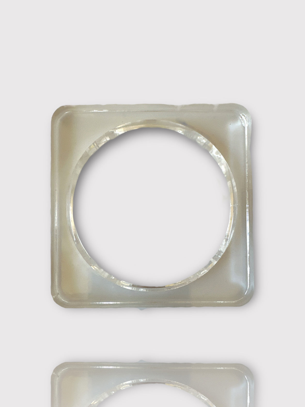 PLEXIGLASS SQUARE BANGLE