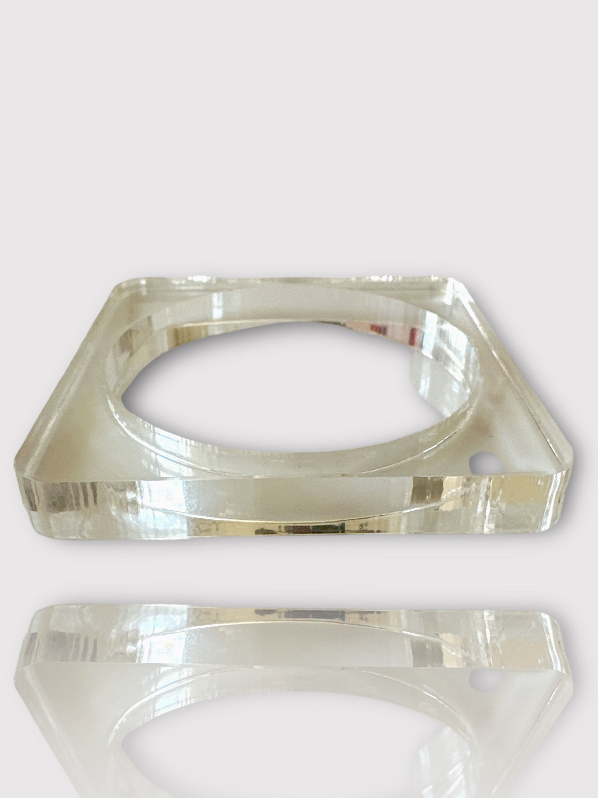 PLEXIGLASS SQUARE BANGLE