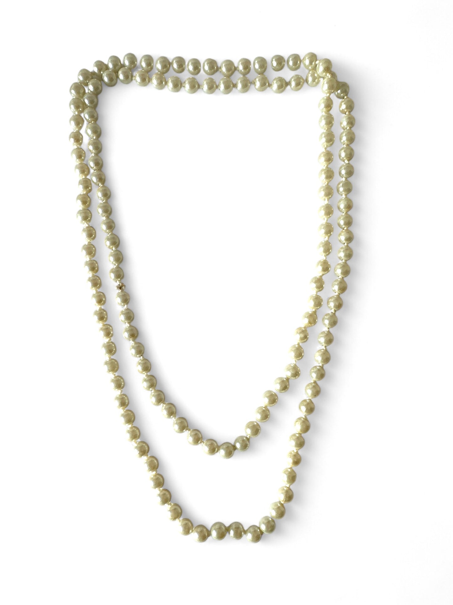 LONG PEARL NECKLACE