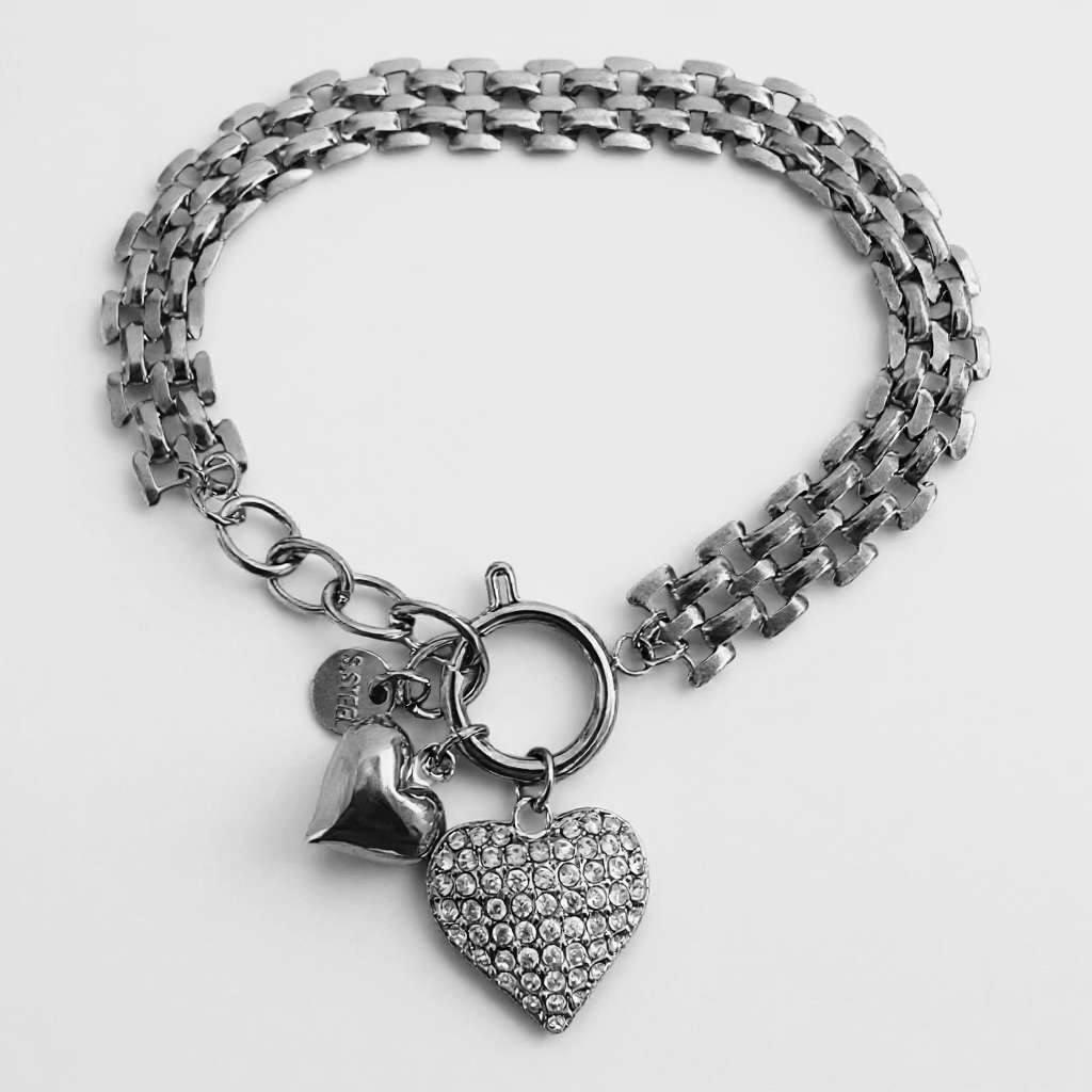 Ατσάλινο βραχιόλι με διπλή αλυσίδα και κρεμαστές καρδιές με ζιργκόν σε ασημί χρώμα | So Cute by Dimi