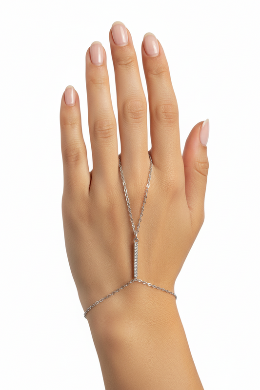 Ατσάλινο βραχιόλι-δαχτυλίδι hand chain με λεπτή αλυσίδα και μπάρα με στρας σε χρυσό και ασημί – So Cute by Dimi
