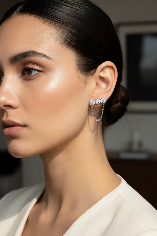 Trinity Chain Earrings ατσάλινα σκουλαρίκια με ζιργκόν και αλυσίδα σε  ασημί – So Cute by Dimi