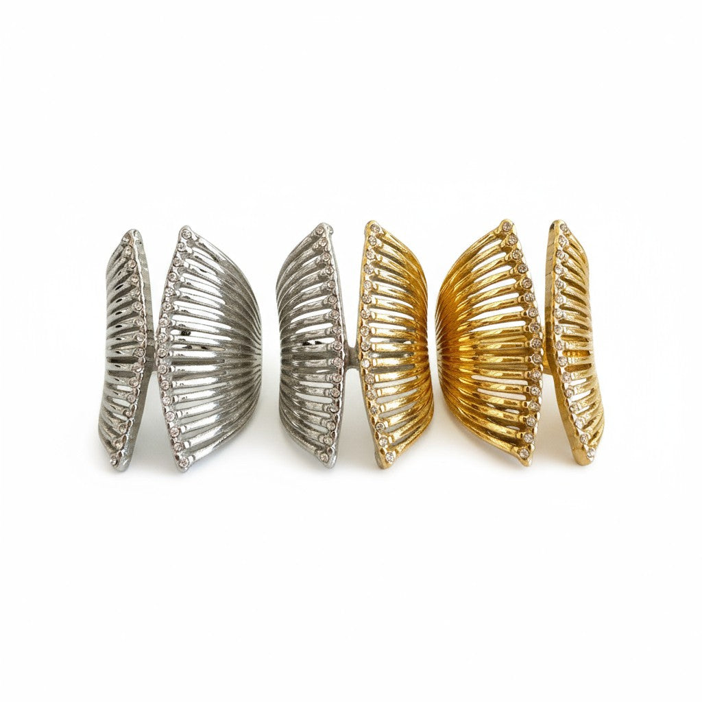 ⚡🚚 Crystal Wave Ring