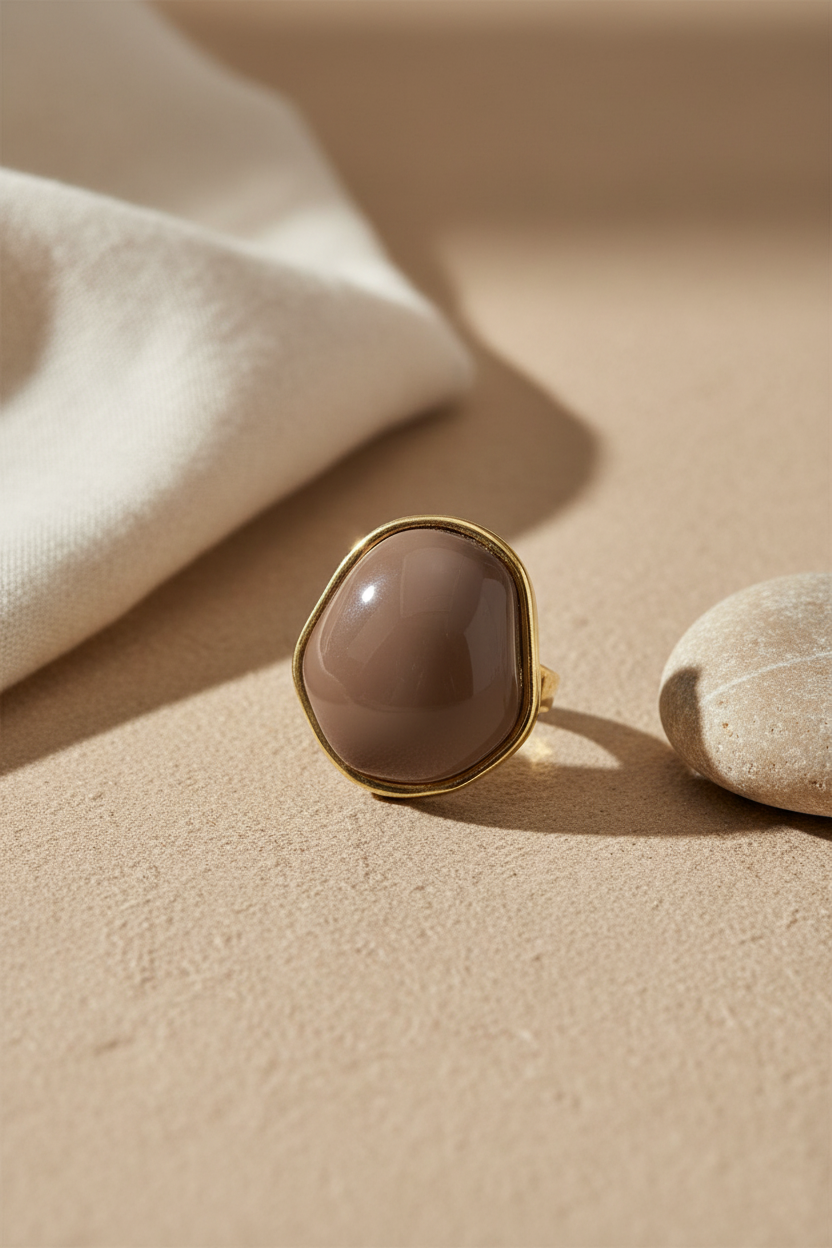 ⚡🚚 Gaia Stone Ring – Ατσάλινο Δαχτυλίδι με Ακανόνιστη Πέτρα