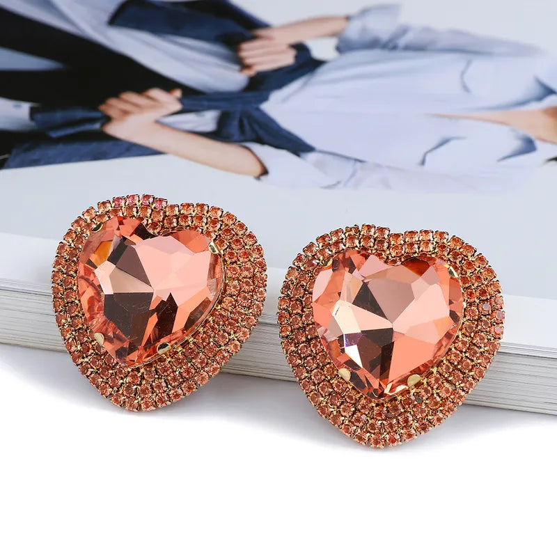 Fashion Heart Shape Metal Inlay Rhinestones Women's Ear Studs