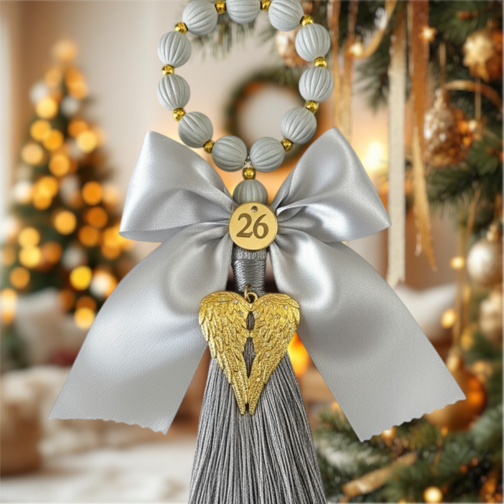 Χειροποίητο γούρι φτερά αγγέλου με στρας και φούντα – So Cute by Dimi Wholesale